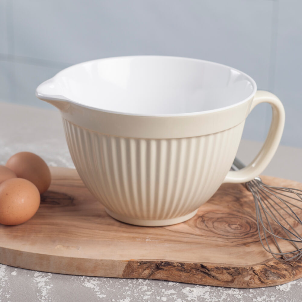 Zeal 20cm Mixing Bowl Jug - Cream