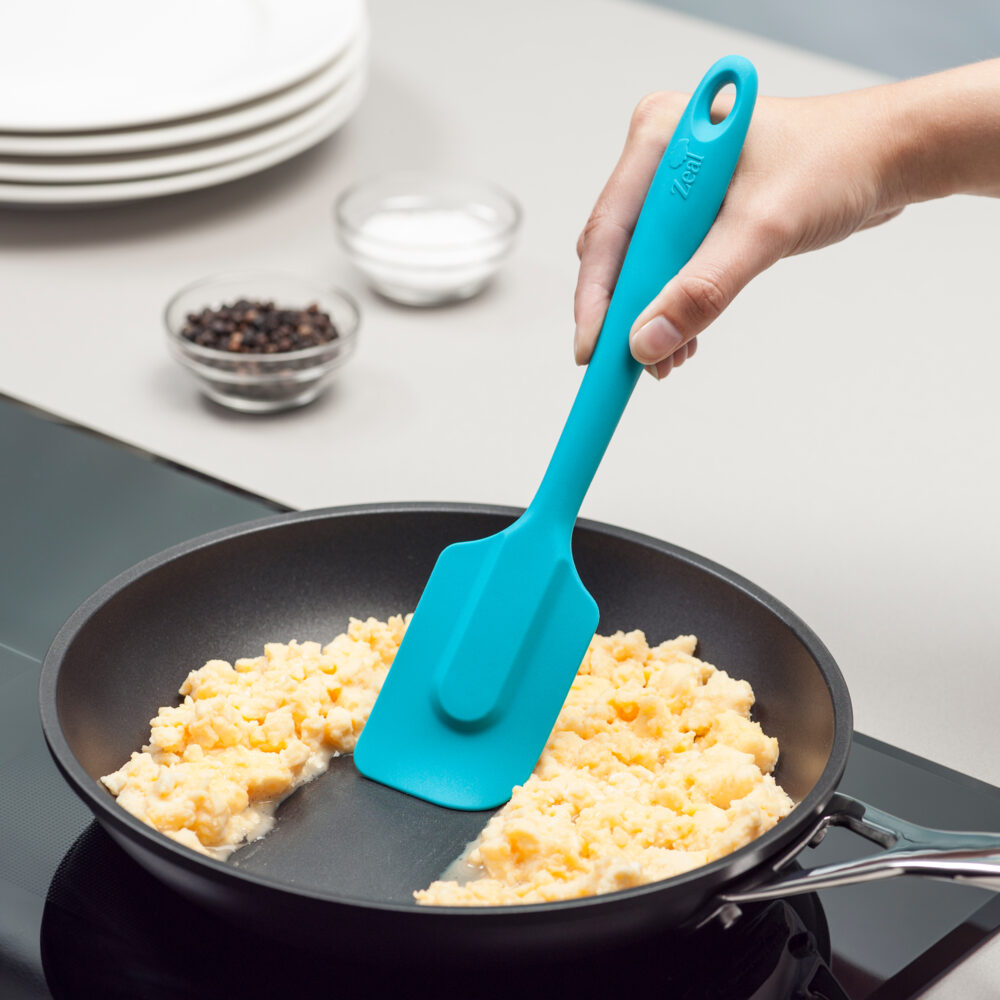 Zeal 26cm Silicone Spatula - Aqua